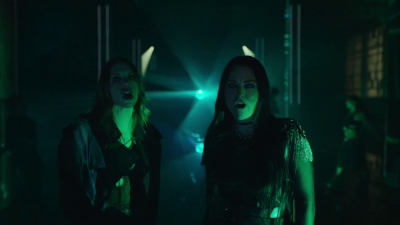 Click to view full size image
==============
amyleefans03061.png amyleefans03061.png