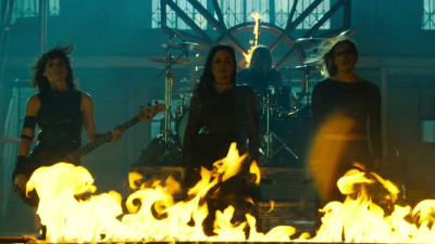 Click to view full size image
==============
amyleefans03241.png amyleefans03241.png