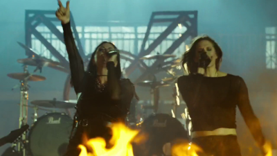 Click to view full size image
==============
amyleefans04441.png amyleefans04441.png