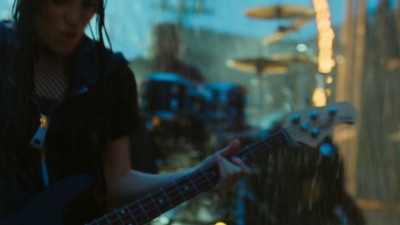 Keywords: amy lee,amy photos,amy pic,fight like a girl,flag