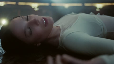 Click to view full size image
==============
amyleefans00176.png amyleefans00176.png