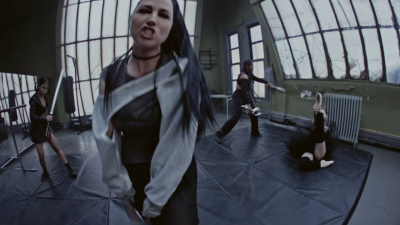 Click to view full size image
==============
amyleefans03126.png amyleefans03126.png