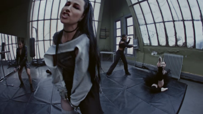 Click to view full size image
==============
amyleefans03151.png amyleefans03151.png