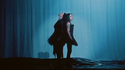 Click to view full size image
==============
Keywords: amy lee,amy photos,amy pic,evanescence,evanescence pics,halsey,hand that feeds,music video Keywords: amy lee,amy photos,amy pic,evanescence,evanescence pics,halsey,hand that feeds,music video