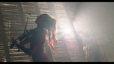 Click to view full size image
==============
amyleefans01441.png amyleefans01441.png