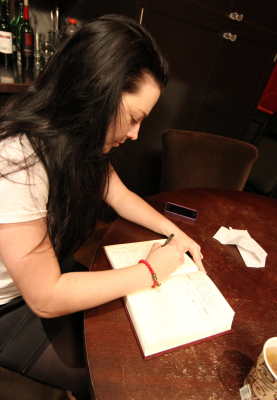 Keywords: amy lee,amy pic,amy photos,evanescence,evanescence pics