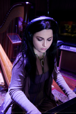 Keywords: amy lee,amy pic,amy photos,evanescence,evanescence pics