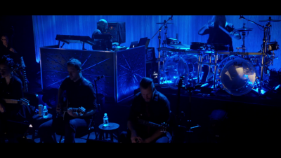 Click to view full size image
==============
amyleefans03331.png amyleefans03331.png