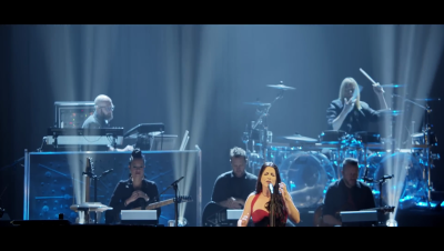 Click to view full size image
==============
amyleefans01021.png amyleefans01021.png