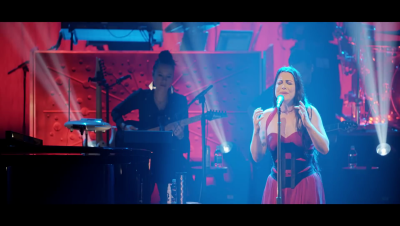 Click to view full size image
==============
amyleefans04201.png amyleefans04201.png