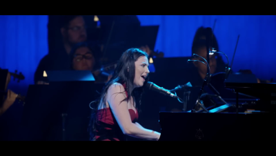 Click to view full size image
==============
amyleefans03631.png amyleefans03631.png
