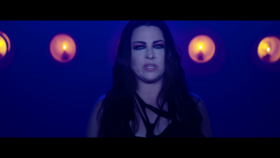 Click to view full size image
==============
amyleefans00511.png amyleefans00511.png