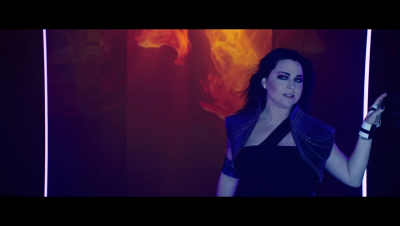 Click to view full size image
==============
amyleefans02641.png amyleefans02641.png