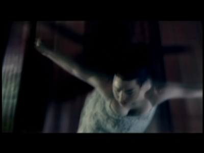 Click to view full size image
==============
Keywords: amy lee,amy photos,evanescence,fallen,music video,bring me to life Keywords: amy lee,amy photos,evanescence,fallen,music video,bring me to life