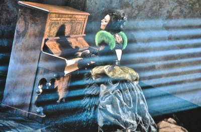 Keywords: amy lee,amy photos,evanescence,gallery,music video,My Heart is Broken
