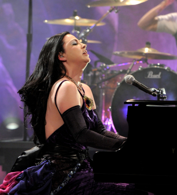 Click to view full size image
==============
Keywords: amy photos,amy lee,amy pic,evanescence,evanescence pics,jay leno Keywords: amy photos,amy lee,amy pic,evanescence,evanescence pics,jay leno