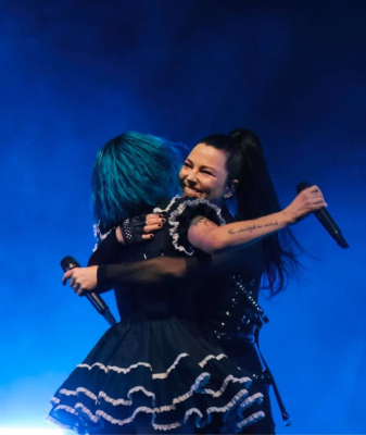 Click to view full size image
==============
Keywords: amy lee,amy photos,amy pic,concert,evanescence,evanescence pics,halsey,Hollywood Bowl Keywords: amy lee,amy photos,amy pic,concert,evanescence,evanescence pics,halsey,Hollywood Bowl