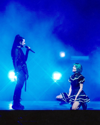 Keywords: amy lee,amy photos,evanescence,evanescence pics,halsey